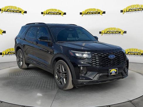New 2026 Ford Explorer ST-Line w/ ST-Line Street Pack image 8