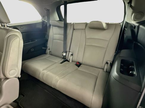 Used 2021 Honda Pilot Touring image 29