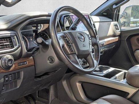 Used 2022 Nissan Titan Platinum Reserve w/ Moonroof Package AWD/4WD image 2