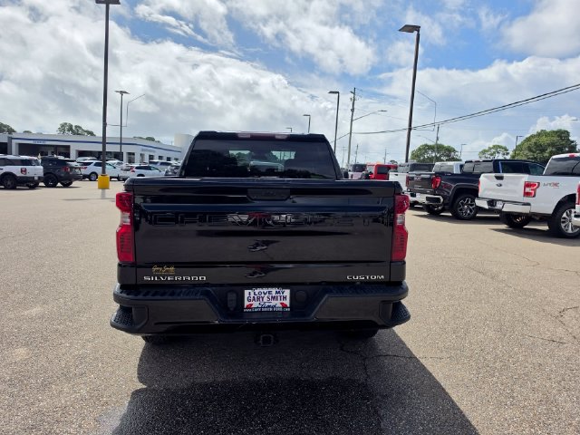 Used 2022 Chevrolet Silverado 1500 Custom RWD image 4