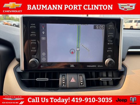 Used 2019 Toyota RAV4 Limited AWD/4WD image 19