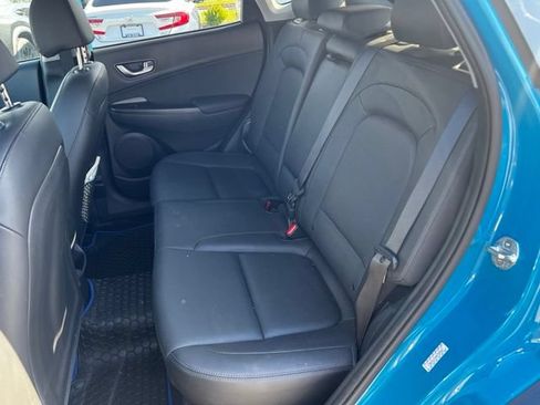 Used 2022 Hyundai Kona Limited AWD/4WD image 16