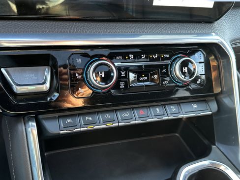 Certified 2023 GMC Sierra 1500 Denali w/ Denali Reserve Package image 19