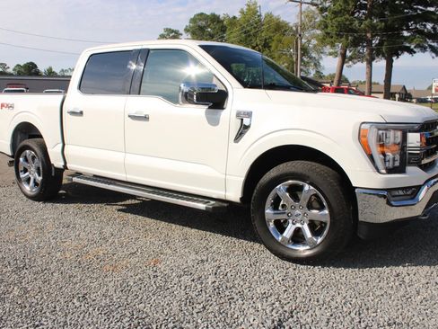 Used 2022 Ford F150 Lariat image 5