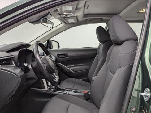 Used 2022 Toyota Corolla Cross LE w/ Moonroof Package image 14
