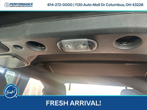 Used 2017 Jeep Wrangler Unlimited Sahara w/ Connectivity Group image 24