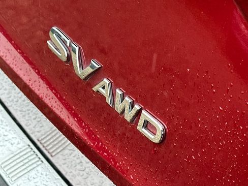 Used 2021 Nissan Rogue SV image 15