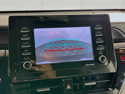 Used 2022 Toyota Camry SE FWD image 21