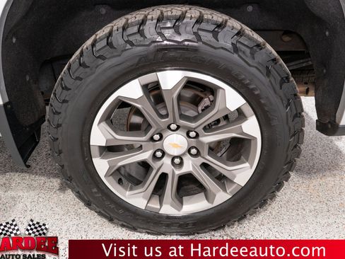 Used 2022 Chevrolet Silverado 1500 RST w/ RST All Star Premium Package AWD/4WD image 10