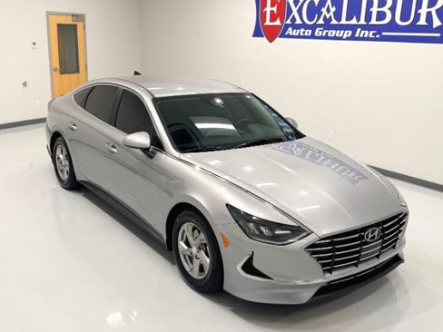 Used 2021 Hyundai Sonata SE image 12