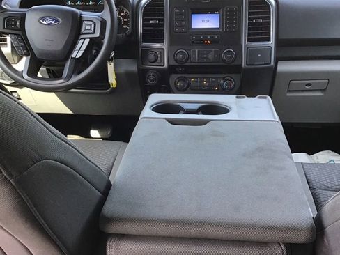 Used 2018 Ford F150 XLT w/ Trailer Tow Package image 6