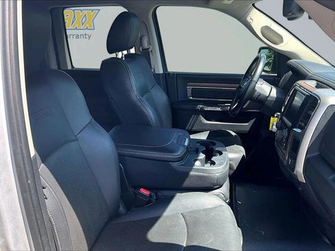 Used 2017 RAM 1500 Laramie AWD/4WD image 35