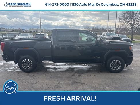 Used 2022 GMC Sierra 2500 AT4 w/ AT4 Preferred Package image 3