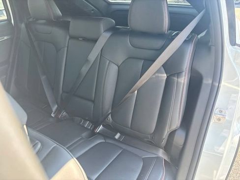 Used 2024 Jeep Wagoneer Limited AWD/4WD image 17