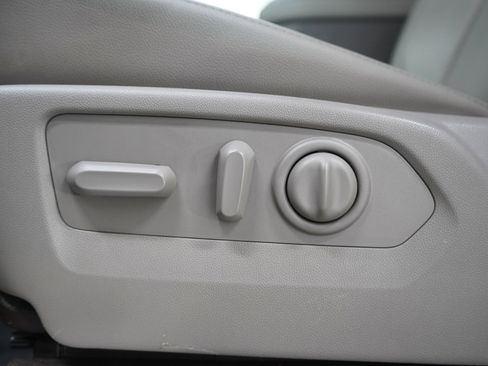 Used 2019 GMC Sierra 1500 SLT image 23