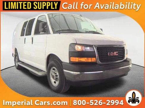 Used 2025 GMC Savana 2500 w/ Driver Convenience Package RWD image 1