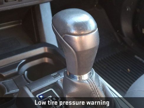 Used 2019 Toyota Tacoma TRD Off-Road image 17