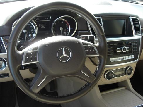 Used 2014 Mercedes-Benz ML 350 2WD image 10