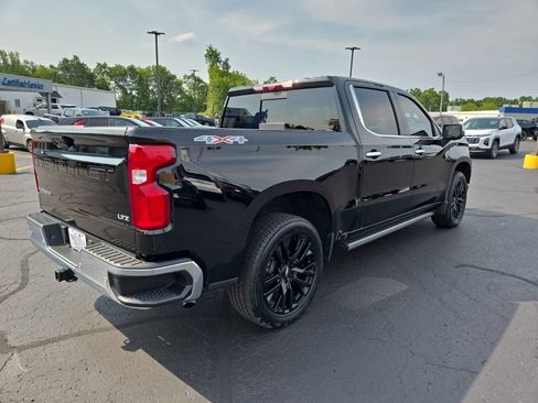Used 2025 Chevrolet Silverado 1500 LTZ w/ LTZ Premium Package AWD/4WD image 4