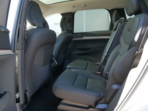 New 2026 Volvo EX90 Plus AWD/4WD image 6