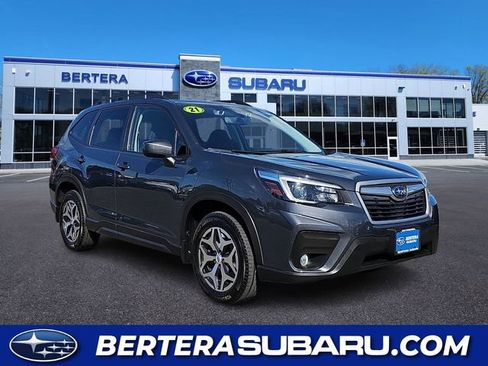 Used 2021 Subaru Forester Premium AWD/4WD image 1
