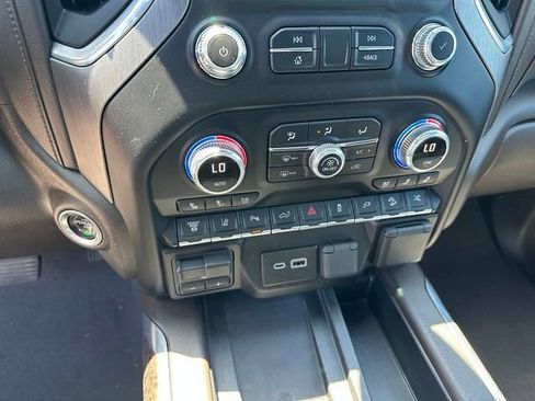 Used 2023 GMC Sierra 3500 Denali w/ Denali Black Diamond Edition AWD/4WD image 23