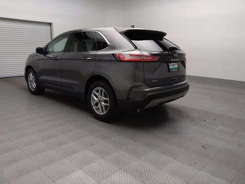 Used 2024 Ford Edge SEL image 5