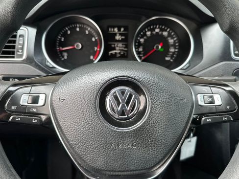 Used 2017 Volkswagen Jetta S FWD image 23