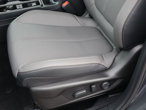 New 2026 Subaru Outback Limited image 10