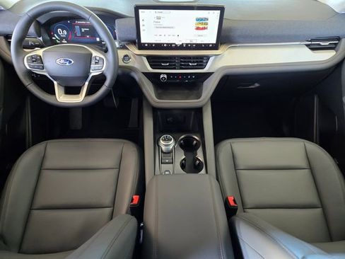 New 2026 Ford Explorer Active w/ Active Comfort Package image 19