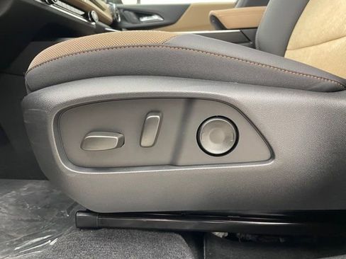 New 2026 Chevrolet Equinox ACTIV w/ Convenience Package III image 9