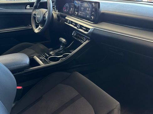 Used 2022 Kia K5 LXS FWD image 15