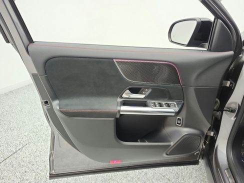 Used 2022 Mercedes-Benz GLA 250 image 14