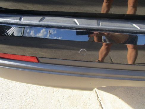 Used 2017 Chevrolet Traverse LT image 20