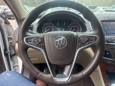 Used 2015 Buick Regal Premium w/ Experience Buick Package image 10