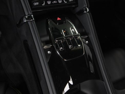 Used 2021 Ferrari Roma image 32