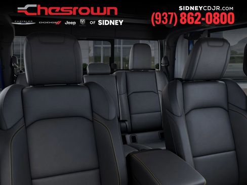 New 2025 Jeep Gladiator Sport AWD/4WD image 26
