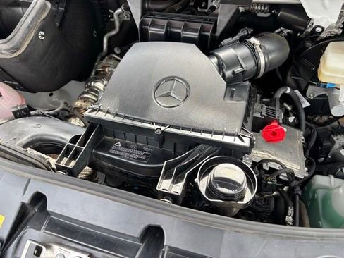 Used 2024 Mercedes-Benz Sprinter 144 Cargo image 26