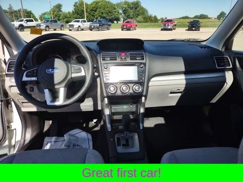 Used 2018 Subaru Forester 2.5i Premium w/ All-Weather Package AWD/4WD image 13