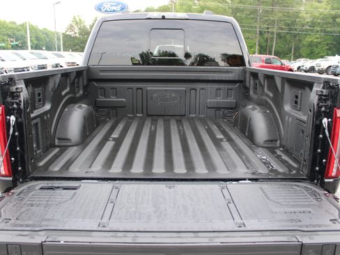 Used 2025 Ford F150 Raptor w/ Equipment Group 803A Raptor R AWD/4WD image 11