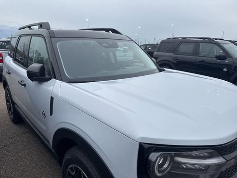 New 2026 Ford Bronco Sport Outer Banks w/ Outer Banks Tech Package+ AWD/4WD image 7