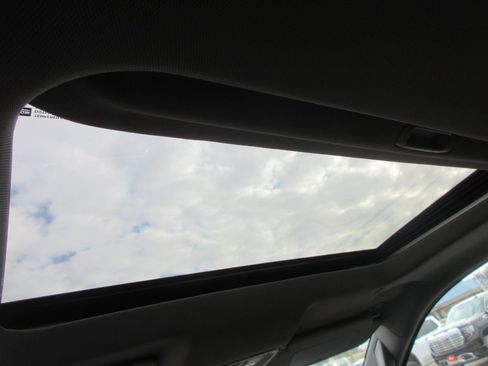 New 2026 GMC Sierra 1500 Denali w/ Denali Reserve Package image 16