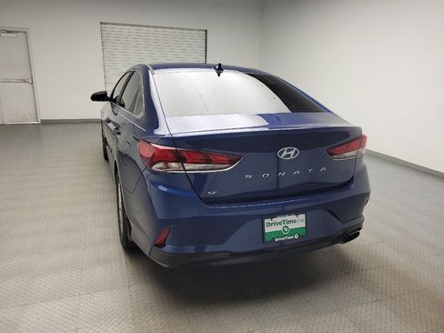 Used 2019 Hyundai Sonata SE w/ Cargo Package FWD image 6