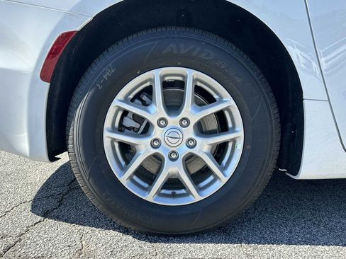 New 2026 Chrysler Voyager LX image 16