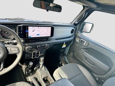 New 2025 Jeep Wrangler Sport S image 24