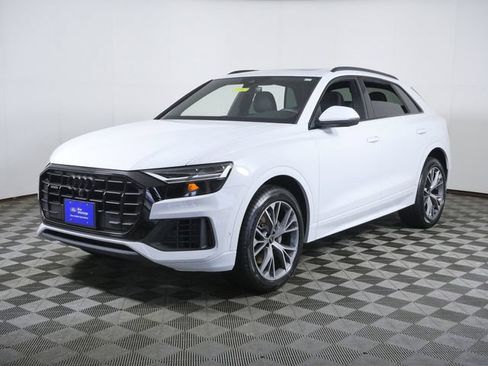Used 2021 Audi Q8 Premium AWD/4WD image 5