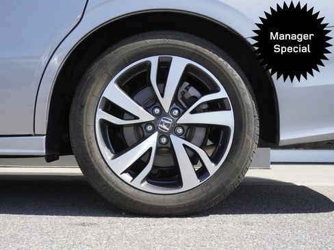 Used 2023 Honda Odyssey Touring image 37