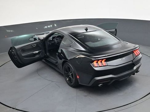 Used 2024 Ford Mustang GT RWD image 40