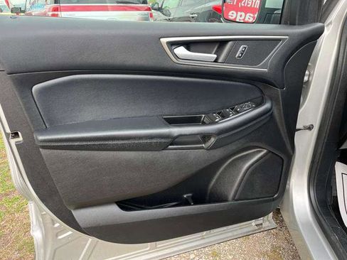 Used 2017 Ford Edge SEL w/ Equipment Group 201A FWD image 17