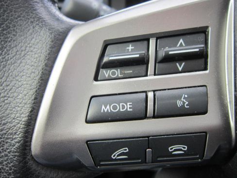 Used 2014 Subaru Forester 2.5i Limited image 9